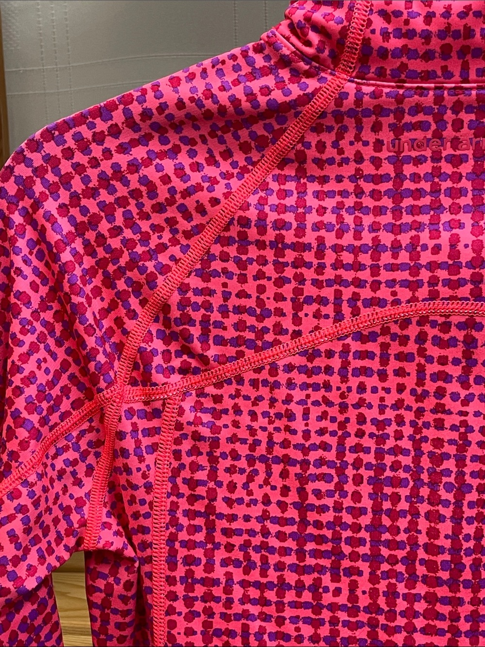 Under Armour Pink Patterned Quarter-Zip Performance Top - Picture 11 of 16